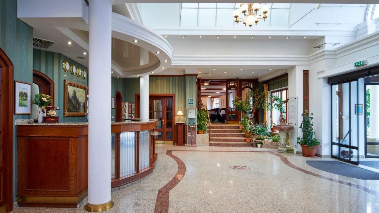 Orea Spa Hotel San Remo Маріанські Лазні Екстер'єр фото